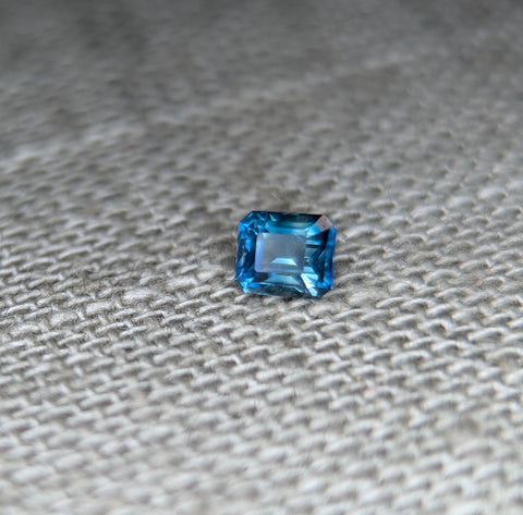 .76CT AQUA BLUE COLOR MONTANA SAPPHIRE