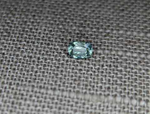 .61 CT MEDIUM BLUE/GREEN MONTANA SAPPHIRE