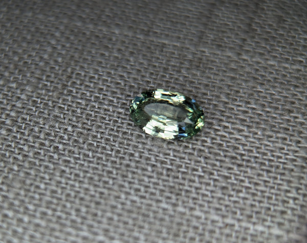 2.00cts. STUNNING BLUE/GREEN MONTANA SAPPHIRE