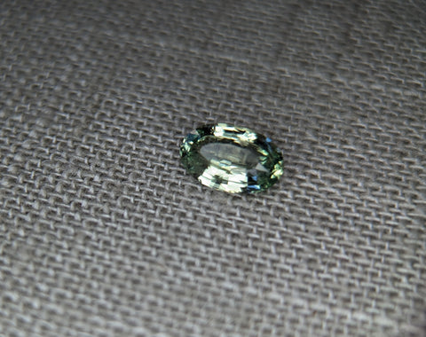 2.00cts. STUNNING BLUE/GREEN MONTANA SAPPHIRE