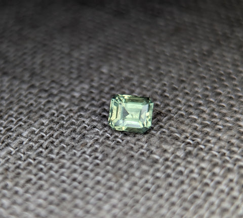 .56 CT LIME GREEN MONTANA SAPPHIRE