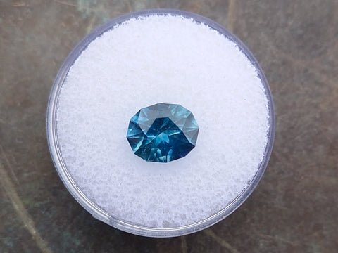 3.11ct BEAUTIFUL HEAT TREATED MONTANA SAPPHIRE WITH A CUSTOM OVAL CUT