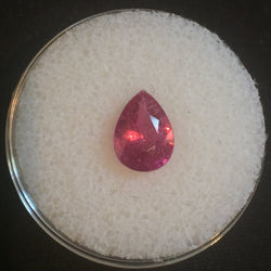 2.07 CTS. SQUARE CUT RASPBERRY RED GARNET EXCELLENT LUSTER - Blaze-N-Gems