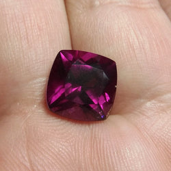 5.97ct MOZAMBIQUE GRAPE JELLY PURPLE GARNET - Blaze-N-Gems