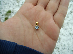 0.95ct 14k GOLD MONTANA SAPPHIRE PENDANT - Blaze-N-Gems