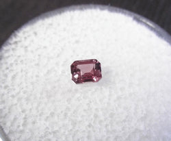 0.25ct CLEAN ALL NATURAL MONTANA RUBY - Blaze-N-Gems