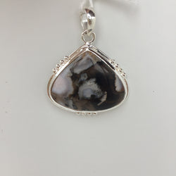 SAINT CLOUD AGATE PENDANT - Blaze-N-Gems