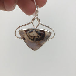 SAINT CLOUD AGATE PENDANT - Blaze-N-Gems