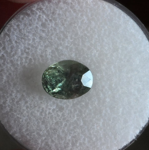 1.65cts. LEAF GREEN MONTANA SAPPHIRE - Blaze-N-Gems