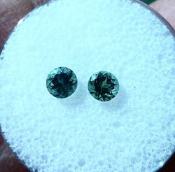 .80 TCW. LIGHT TEAL COLOR SET OF SAPPHIRES 4.1 MM. ROUND - Blaze-N-Gems